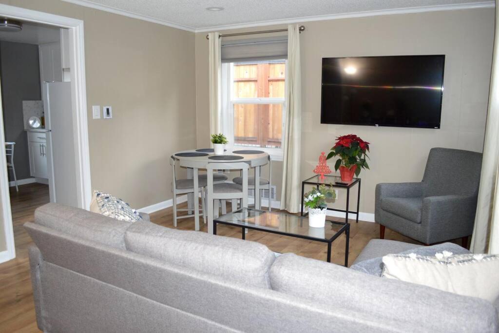 Cozy Crown Hill Carkeek Cottage W/3 Beds, Full Kitchen & Backyard In North Seattle Exterior foto